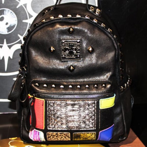 High capacity Backpack - Picture 1 of 4